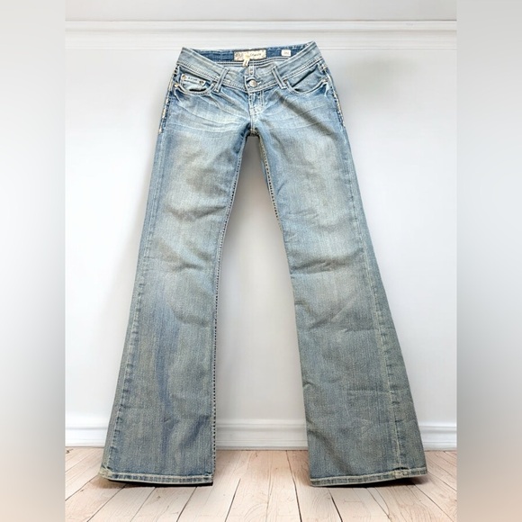 BKE Denim - 1030 Buckle | BKE Starlite Flare Jeans 26L (28x32.5) Low Rise Stretch Light Wash